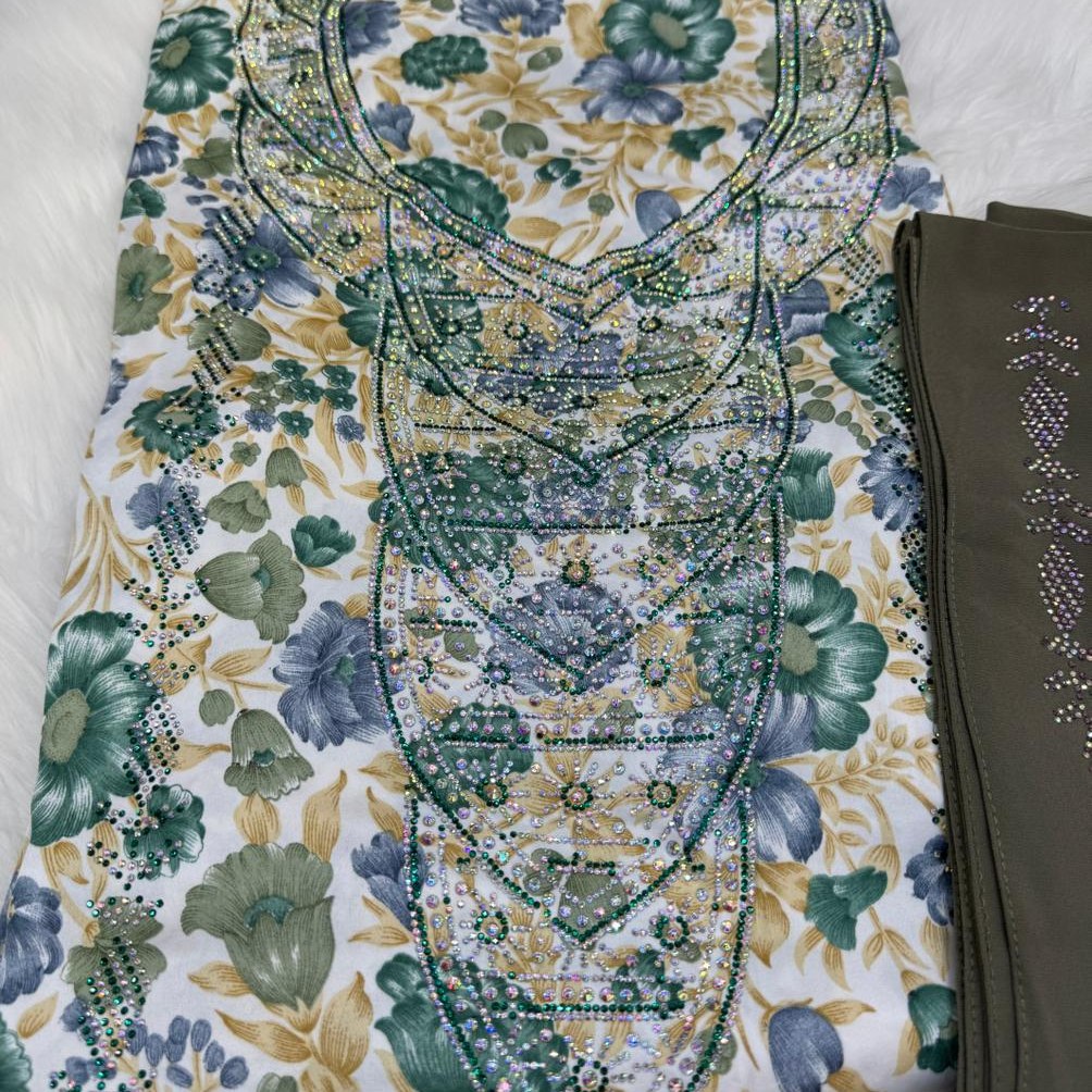 Gallery image for Hareer (silk) mukhawwar with sheila (scarf)