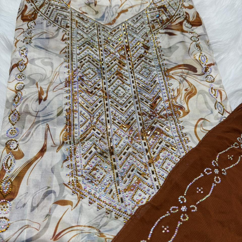 Gallery image for Hareer (silk) mukhawwar with sheila (scarf)