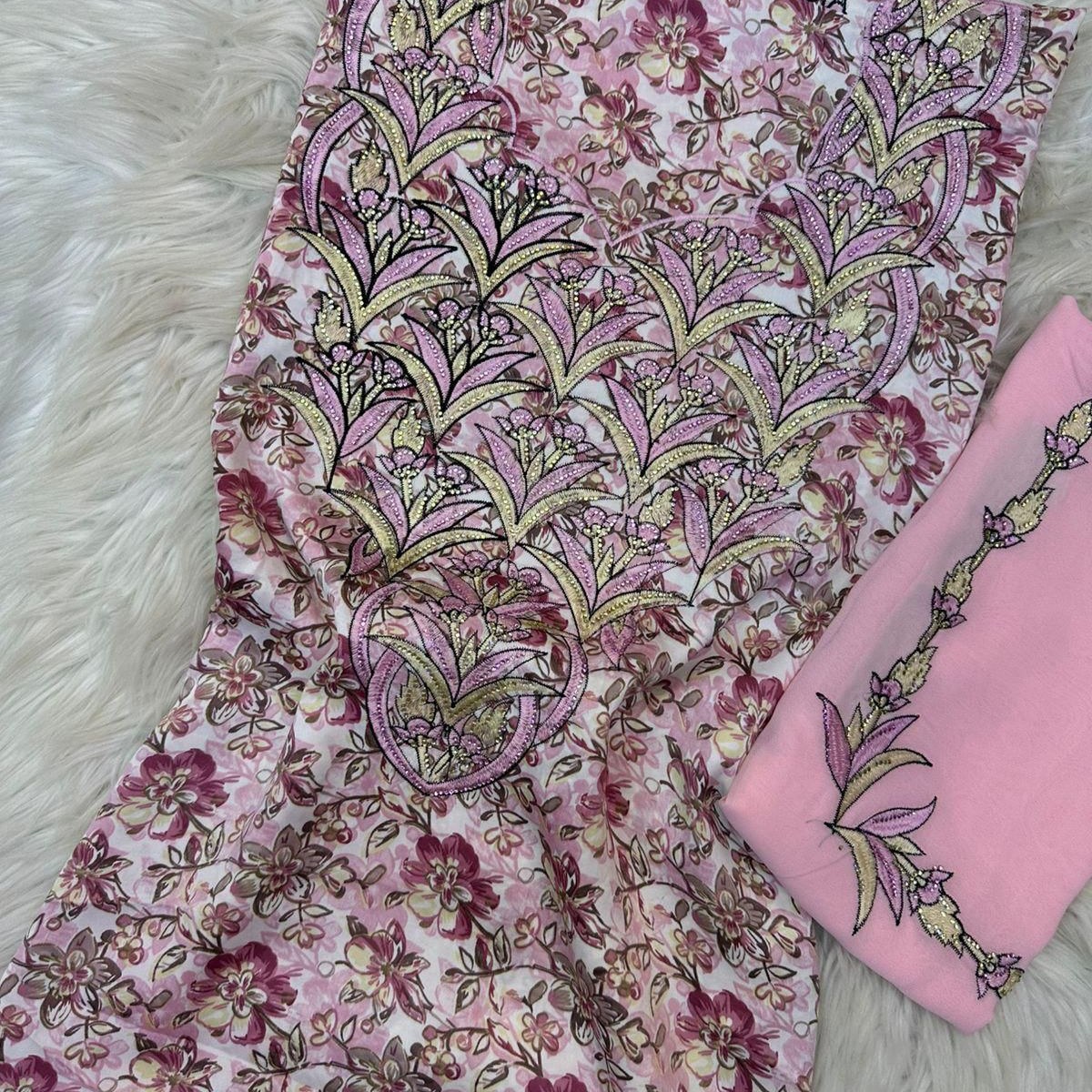 Gallery image for Silk mukhawwar embroidery with sheila served with stone