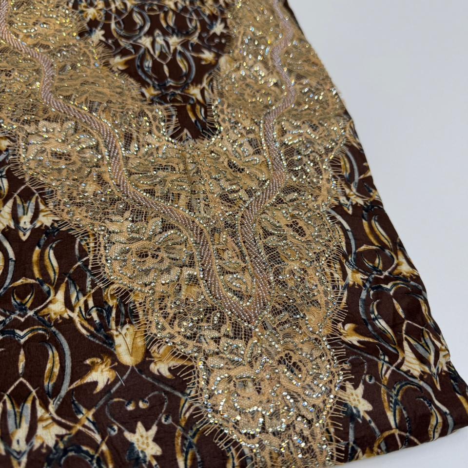 Gallery image for Cotton Dantel served with hand work