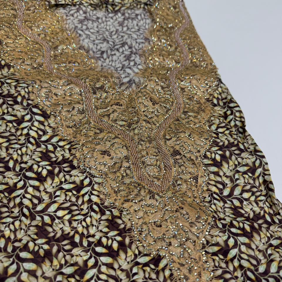 Gallery image for Cotton Dantel served with hand work