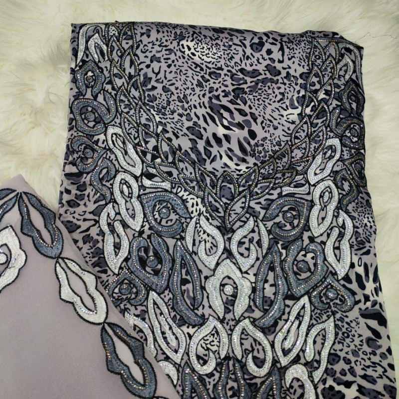 Silk mukhawwar embroidery stone
